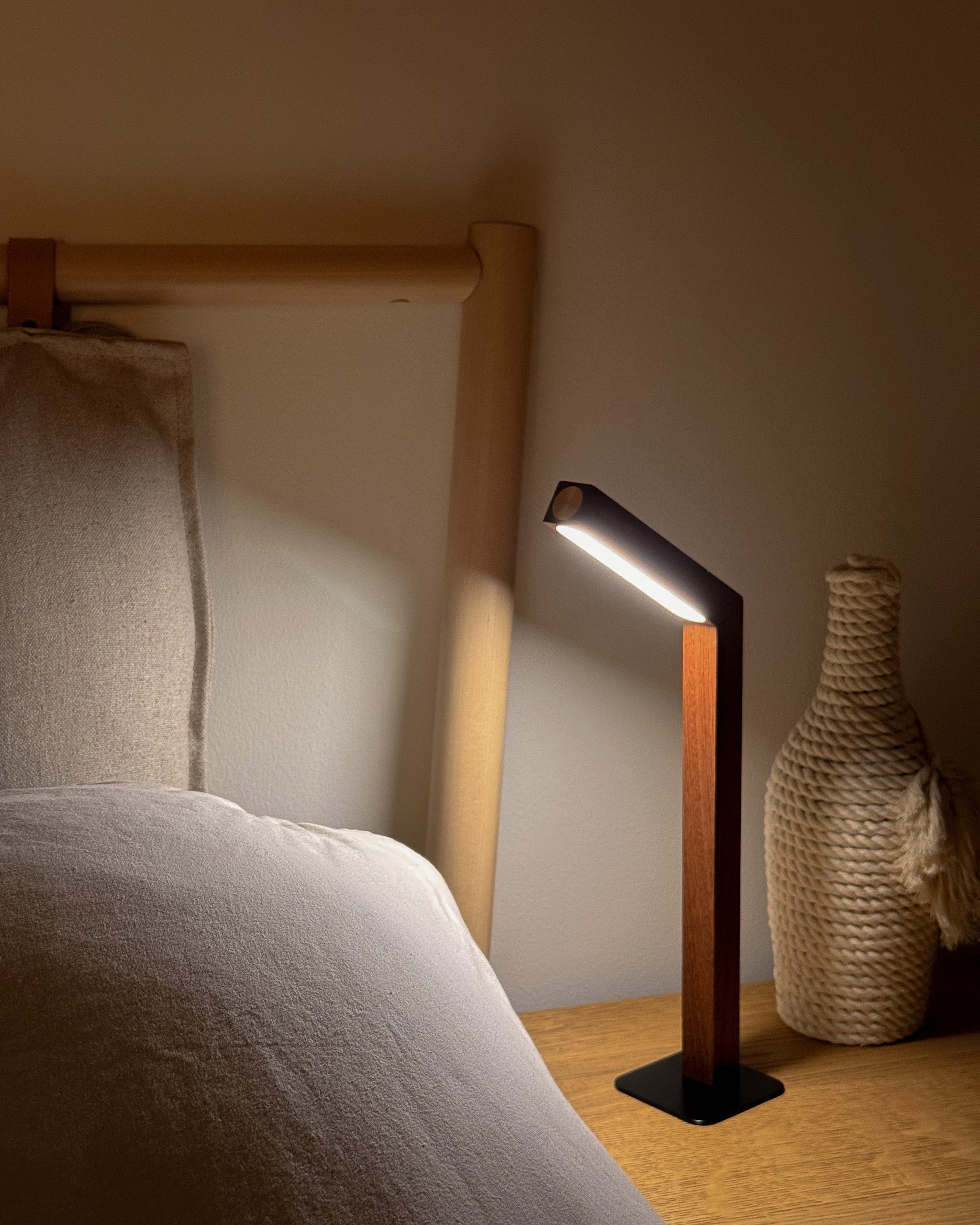 Portable Table Lamp, Modular & Dimmable