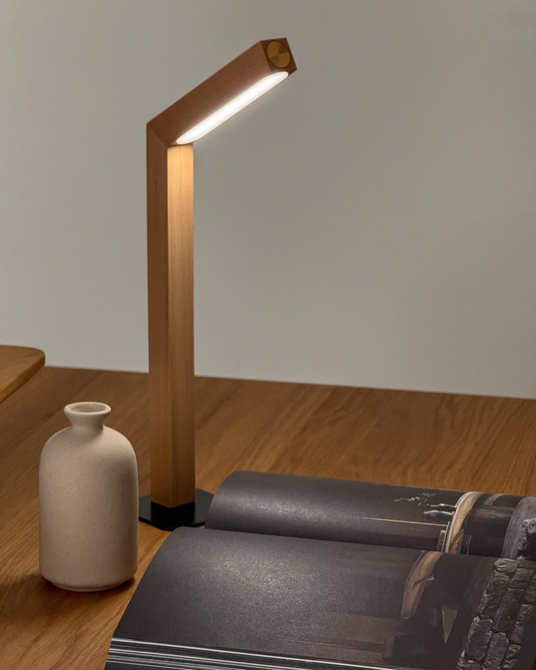 Portable Table Lamp, Modular & Dimmable