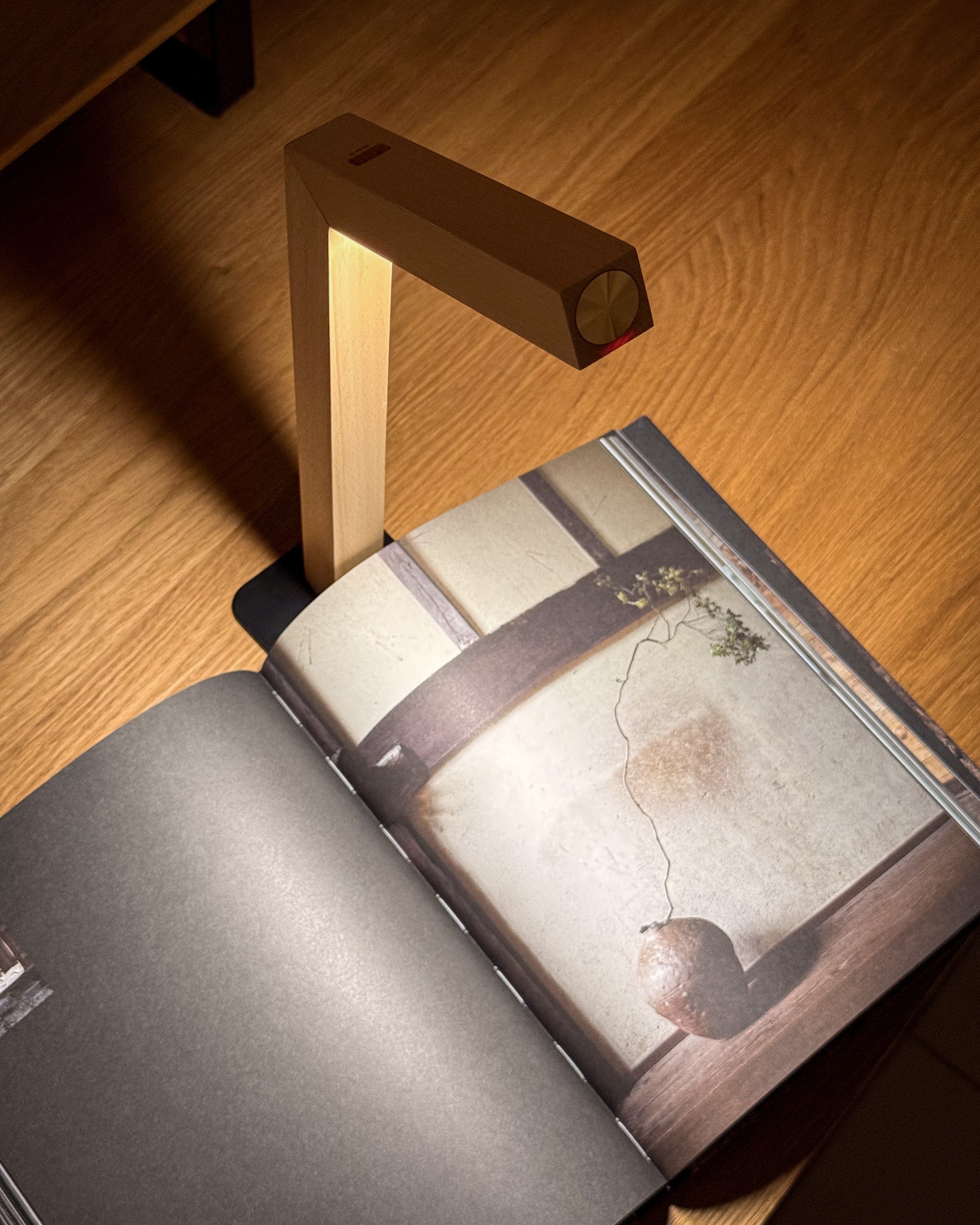 Portable Table Lamp, Modular & Dimmable